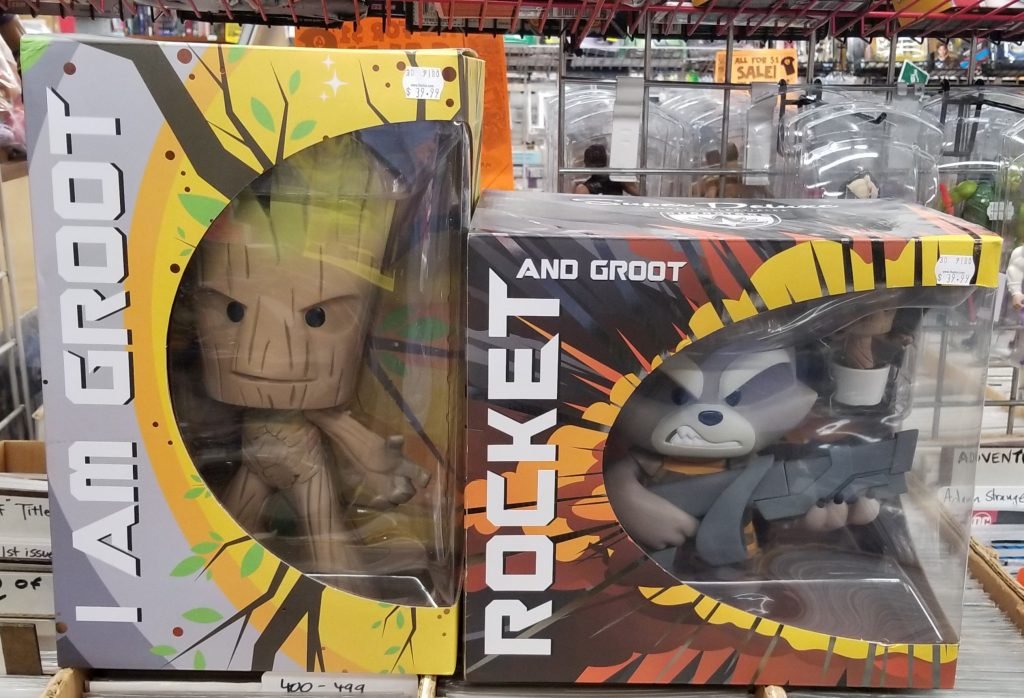 Rocket Raccoon and Groot Figures